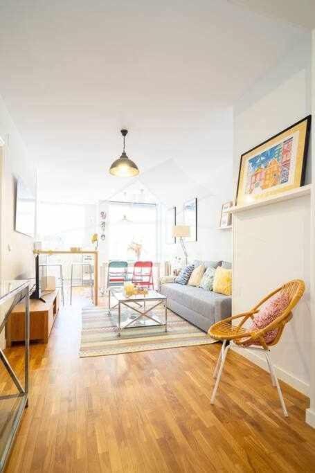 Colours Apartamento โอเบียโด ภายนอก รูปภาพ